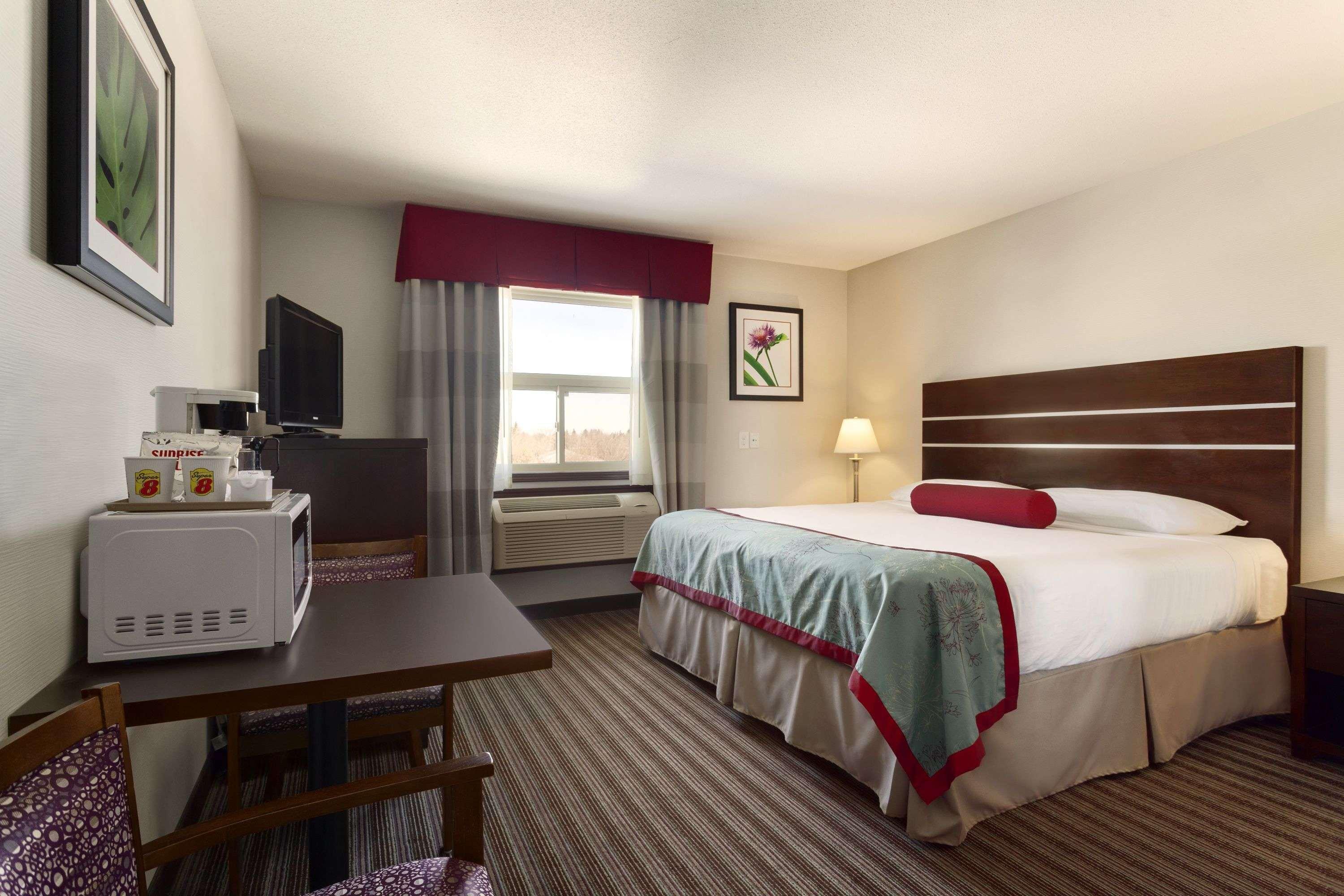 ซูเปอร์ 8 บาย วินด์แฮม ซัสคาทูน เนียร์ ดาวน์ทาวน์ Hotel แซสเกอทูน ภายนอก รูปภาพ