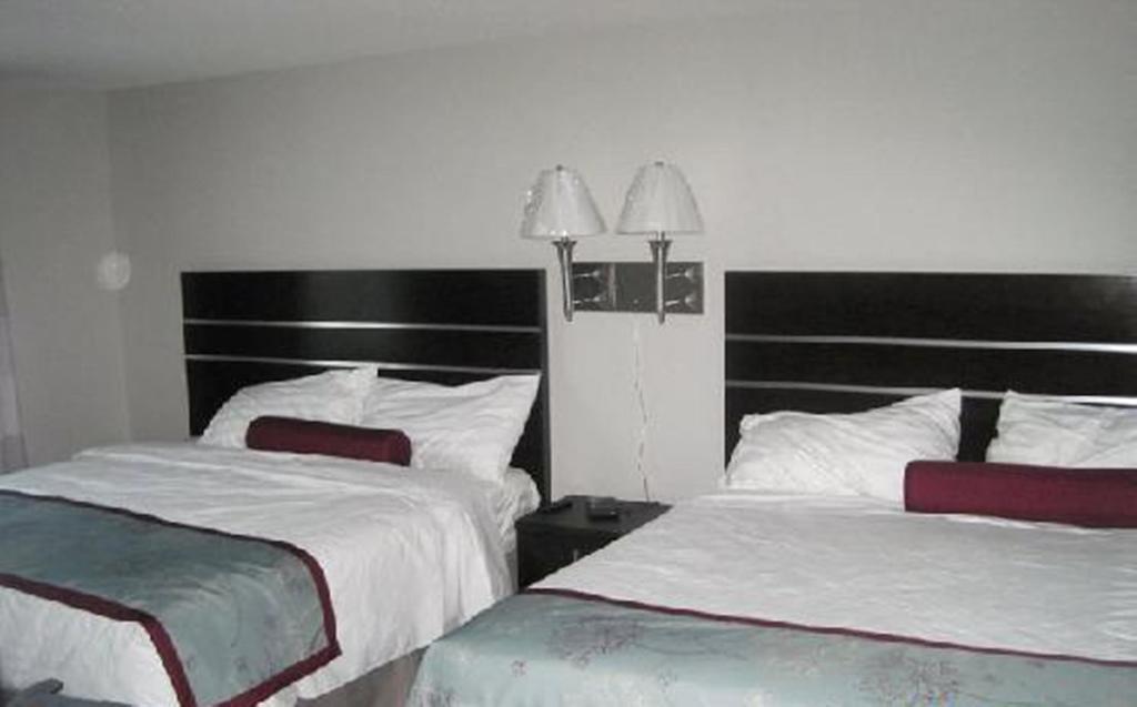 ซูเปอร์ 8 บาย วินด์แฮม ซัสคาทูน เนียร์ ดาวน์ทาวน์ Hotel แซสเกอทูน ภายนอก รูปภาพ